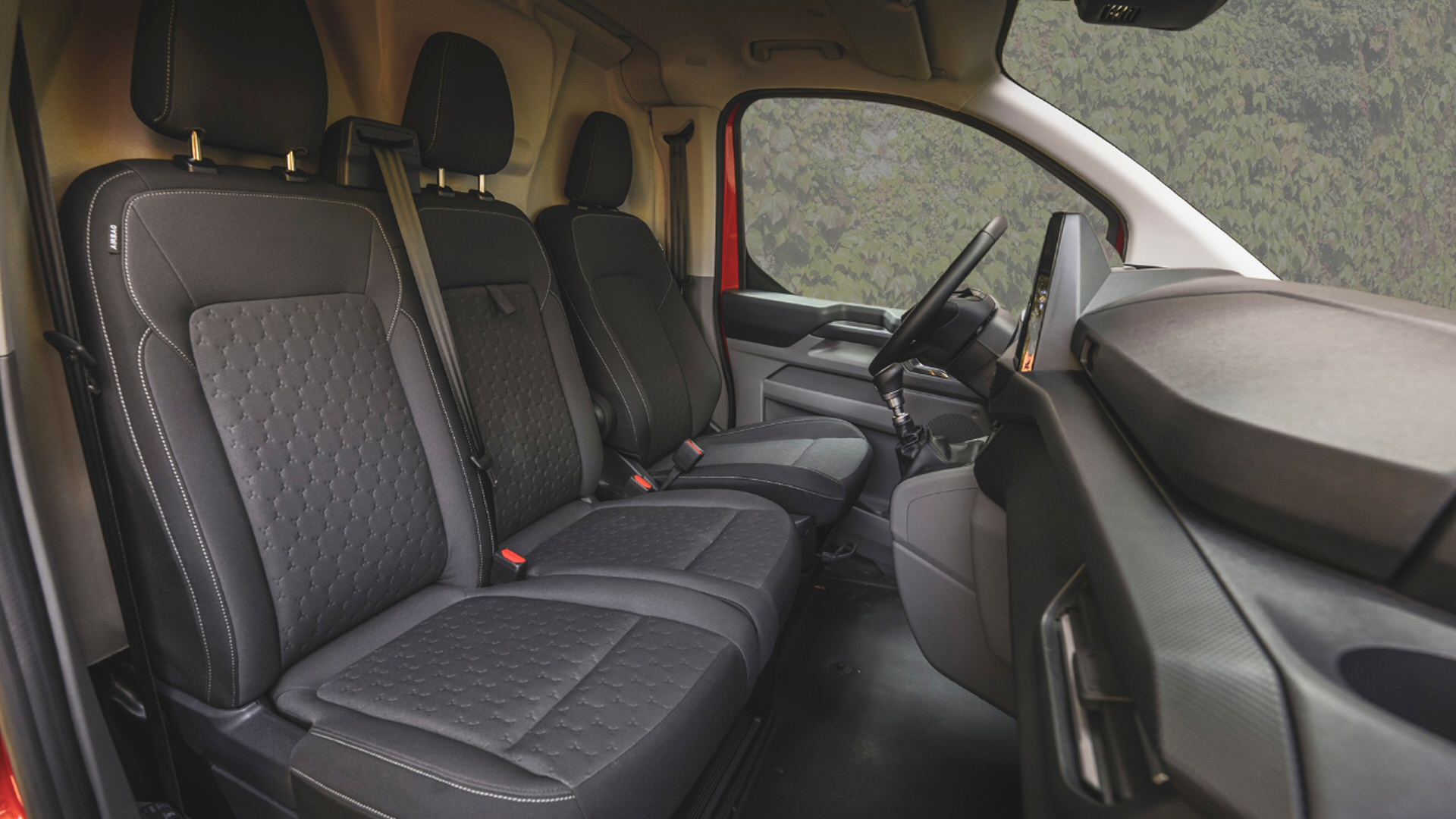 Ford TRANSIT CUSTOM 280 L1 DIESEL FWD 2.0 EcoBlue 136ps H1 Van Trend
